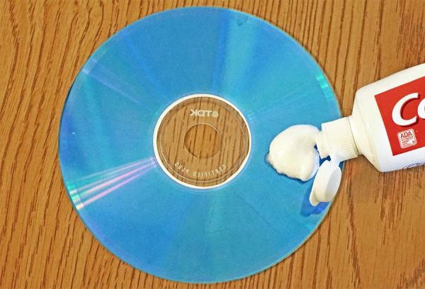 Fogkrém Távolítsa el a DVD Scratch-et